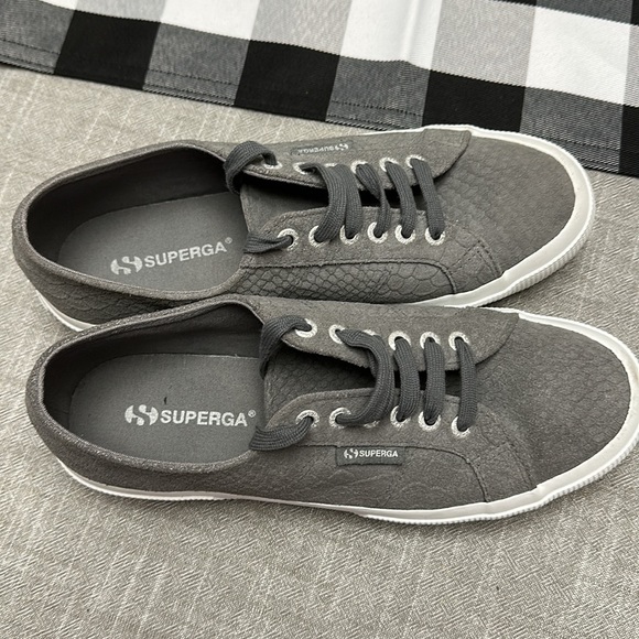 NWOT Superga Suede Anaconda in Gray - Picture 5 of 9